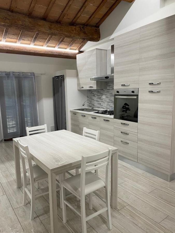 Appartamento "Il Portico" A Soli 8 Chilometri Da Imola E 7 Chilometri Da Faenza Kültér fotó